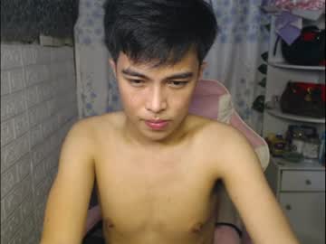 _peachyboyyy