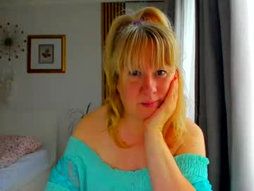blonde_angel20