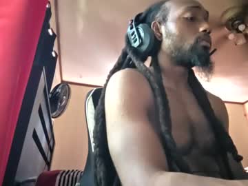 glomightyj