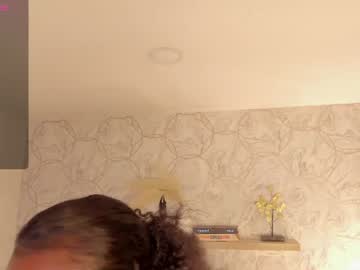 huge_boobs_ebony