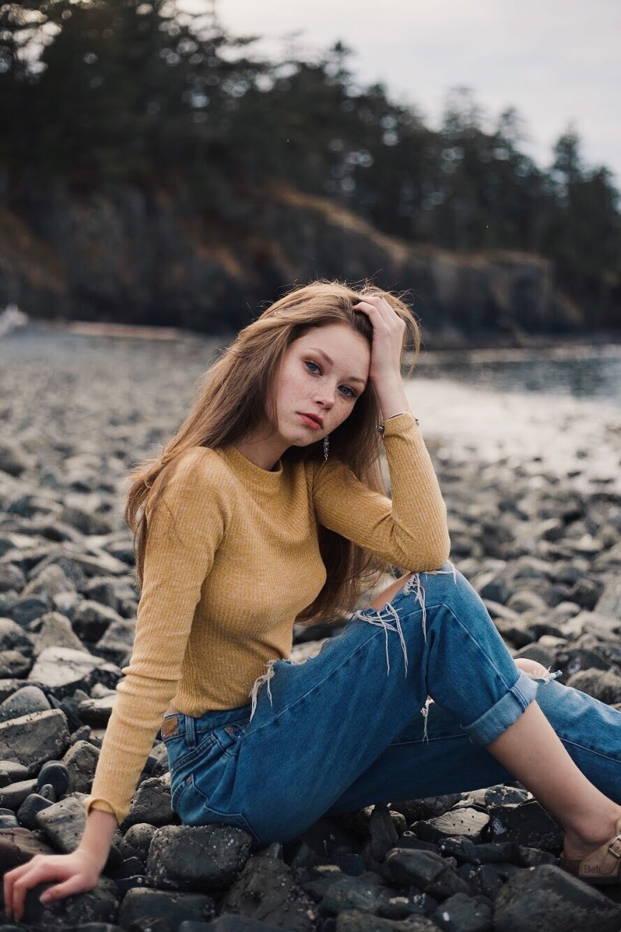 Lily — 19
