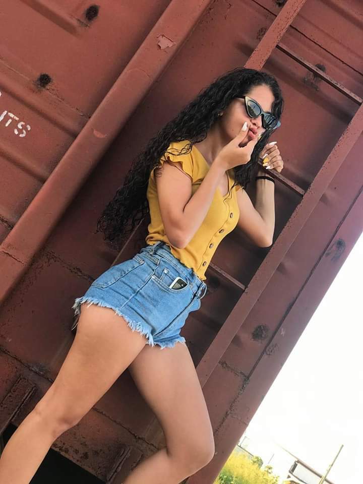 Latin college selfie — 34