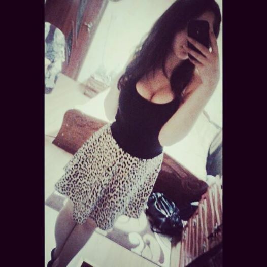 sext brunette teen tease with perfect body — 7